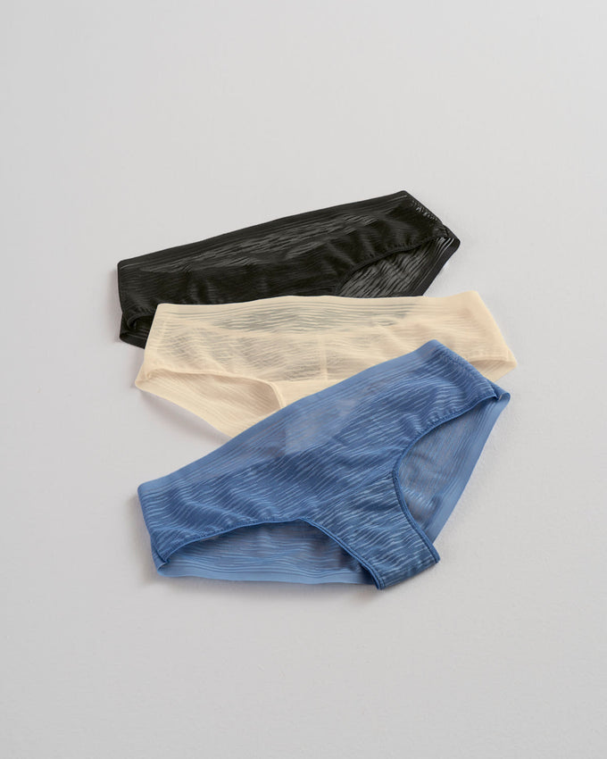 panty-cachetero-con-toques-de-transparencia#color_700-negro