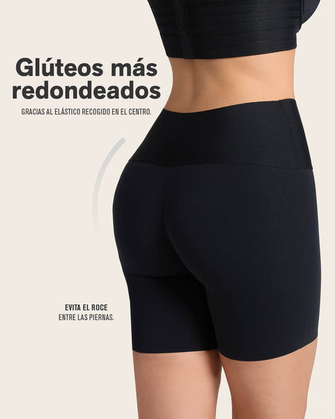 boxer-tipo-short-de-apariencia-invisible-con-fajon-antideslizante#color_700-negro