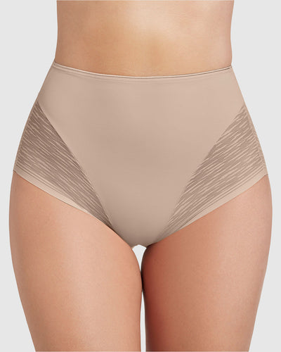 Panty faja clásico invisible con transparencias en glúteos y laterales#color_802-cafe-claro