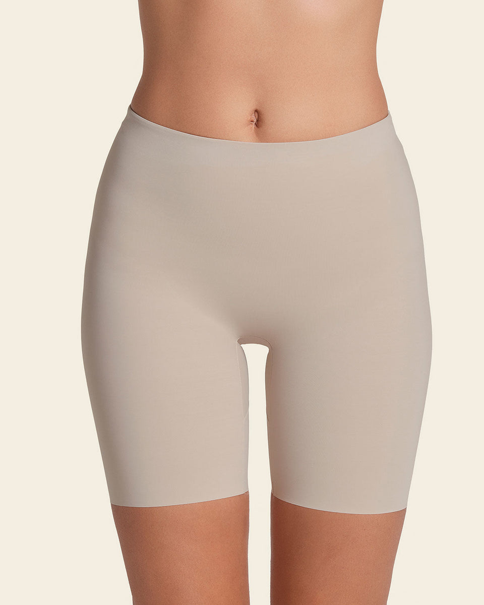 Panty short invisible de control de abdomen efecto levanta cola