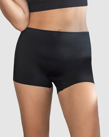 panty-tipo-boxer-efecto-invisible-en-piernas#color_700-negro