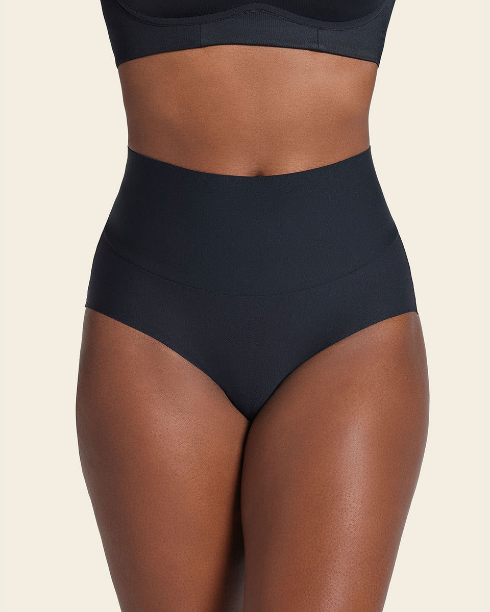 Panty clásico tiro alto de control fuerte de abdomen