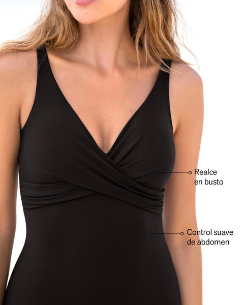 vestido-de-bano-de-control-suave-de-abdomen-con-drapeado-en-escote#color_700-negro