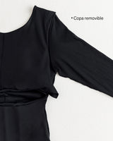 vestido-de-bano-entero-manga-larga-elaborado-con-6-botellas-de-pet-reciclado#color_700-negro