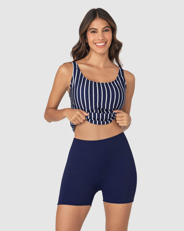 Vestido de baño tankini con blusa y short#color_065-estampado-rayas-azul