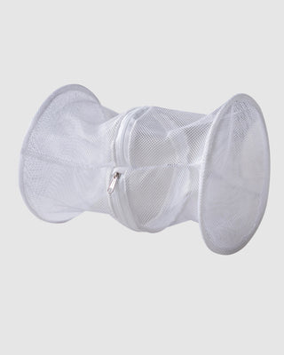 bolsa-de-lavado-con-cierre-y-estructura-en-cada-extremo#color_000-blanco