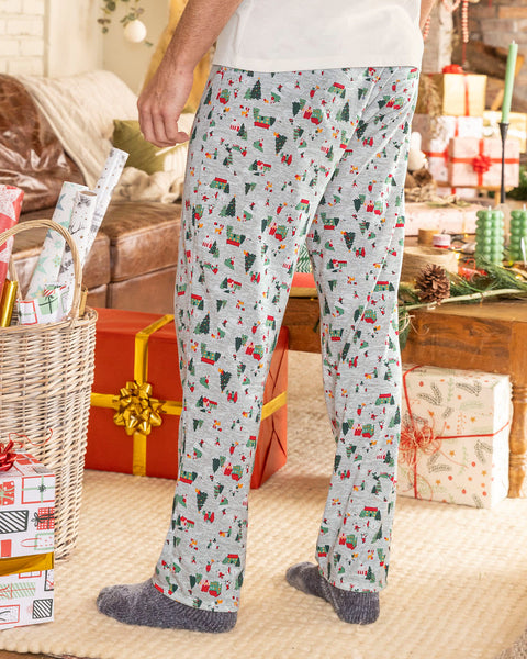 pantalon-bota-recta-con-estampado#color_723-estampado-navidad