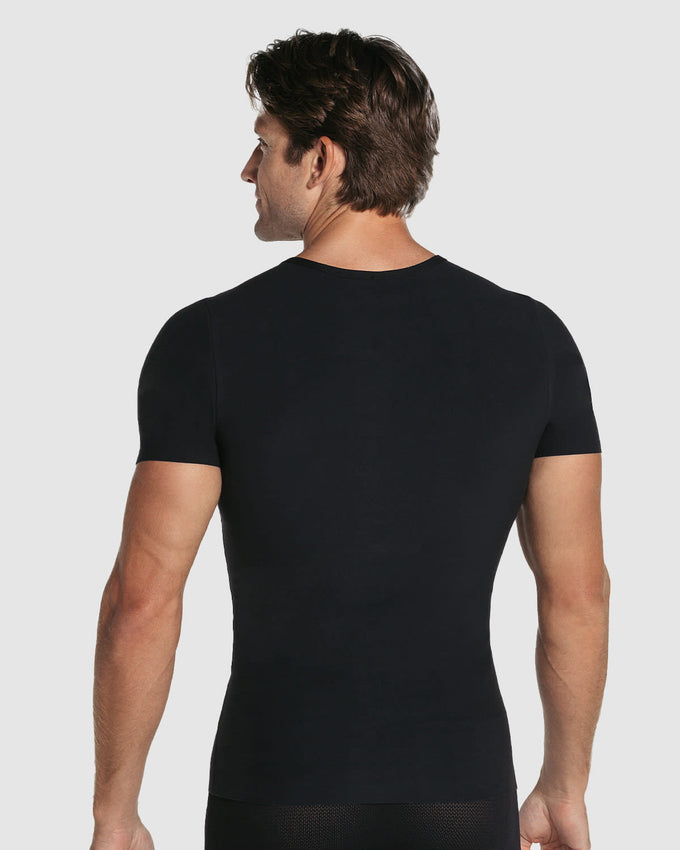 camiseta-manga-corta-de-control-moderado#color_700-negro