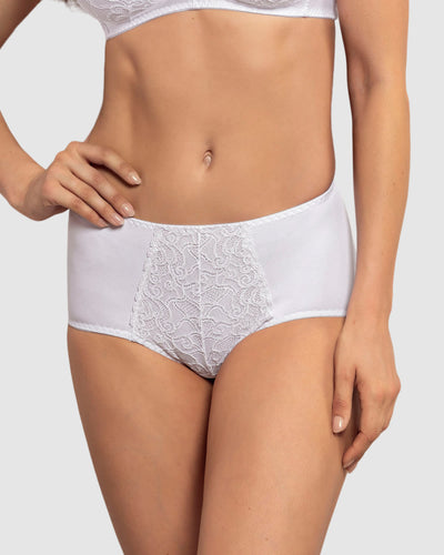 Panty clásico de control suave con toques de encaje en abdomen#color_000-blanco